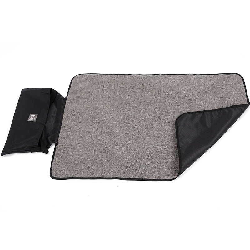 Outdoor Pet Blanket Folding Storage Portable Waterproof Warmth Dog Cat Products - Keep Me Pawsted