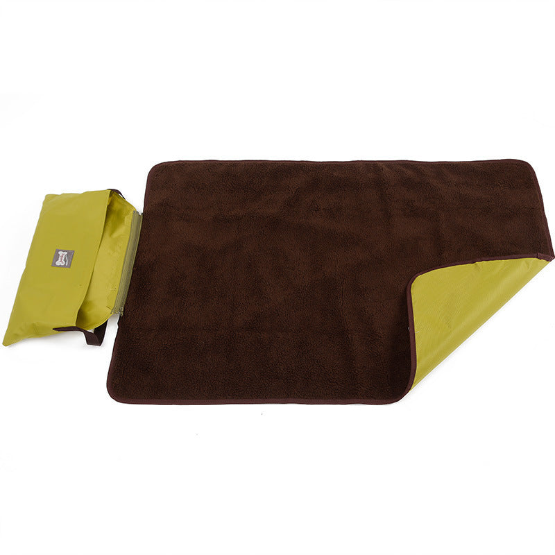 Outdoor Pet Blanket Folding Storage Portable Waterproof Warmth Dog Cat Products - Keep Me Pawsted
