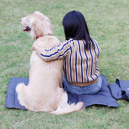 Outdoor Pet Blanket Folding Storage Portable Waterproof Warmth Dog Cat Products - Keep Me Pawsted